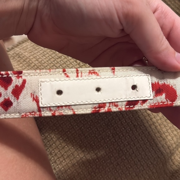 Vintage Gucci Red and White Cherry/Floral Pattern Rare Belt 35 inches
